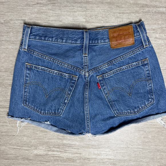 Levi's 501 Premium Denim Shorts Women's 25 Distressed Medium Wash Button Fly - Picture 2 of 8